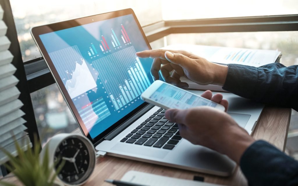 Emerging Markets to Watch in 2025: Opportunities and Risks